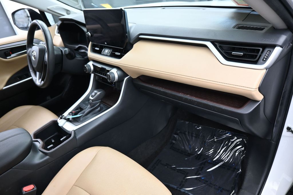 2023 Toyota RAV4 Limited - Photo 43