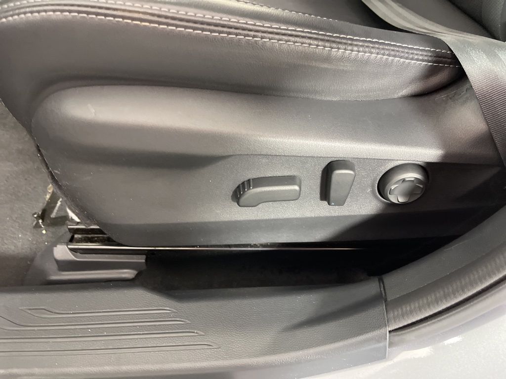 2023 Subaru Outback Limited 24