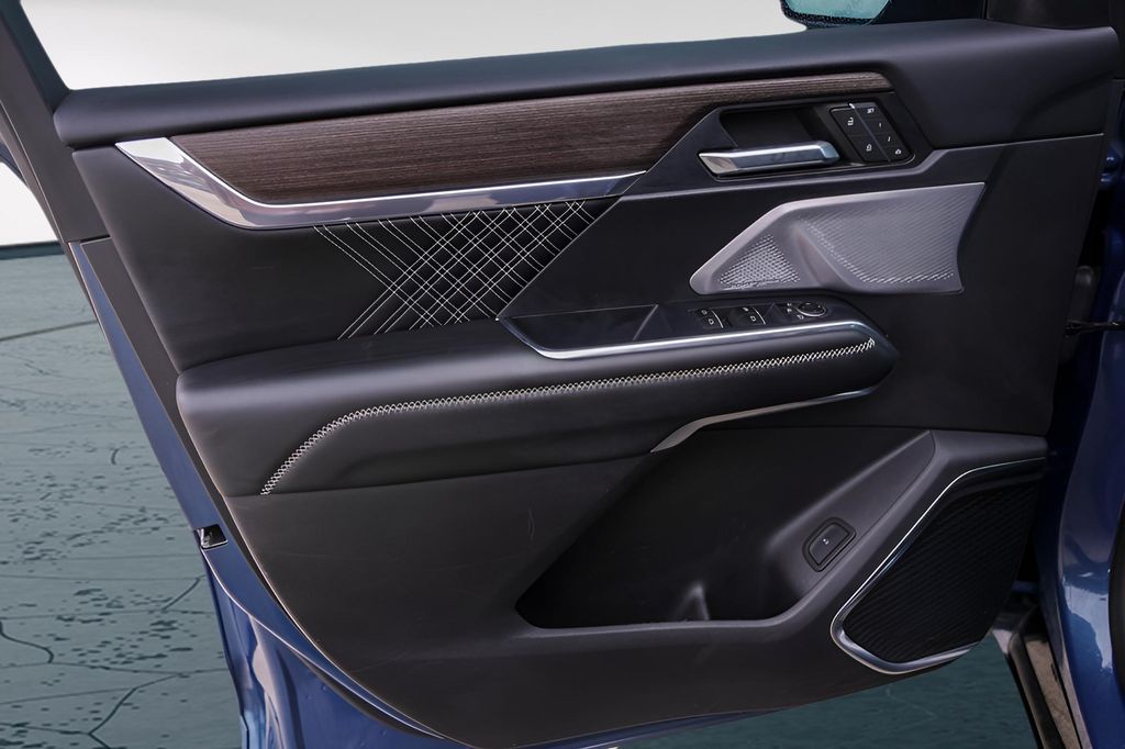 Used Car 2024 Gmc Acadia  Denali For Sale Under $50,000 In Austin, Texas