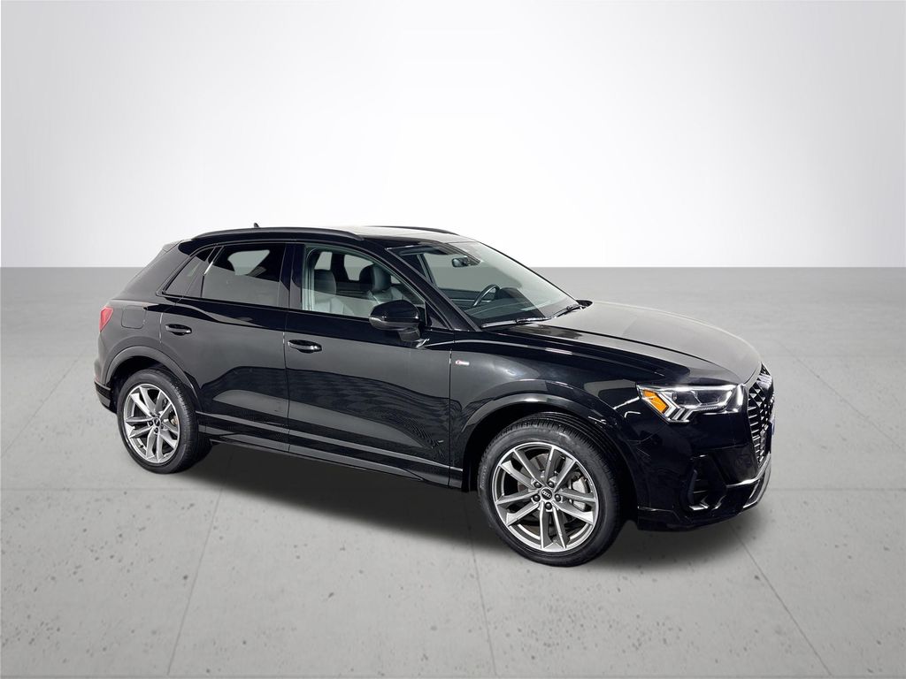 2023 Audi Q3 Premium Plus
