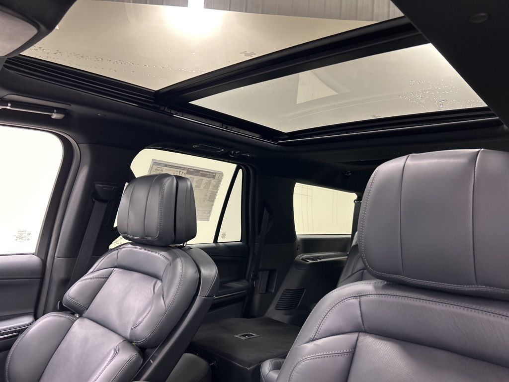 new 2026 Lincoln Navigator L car, priced at $109,230