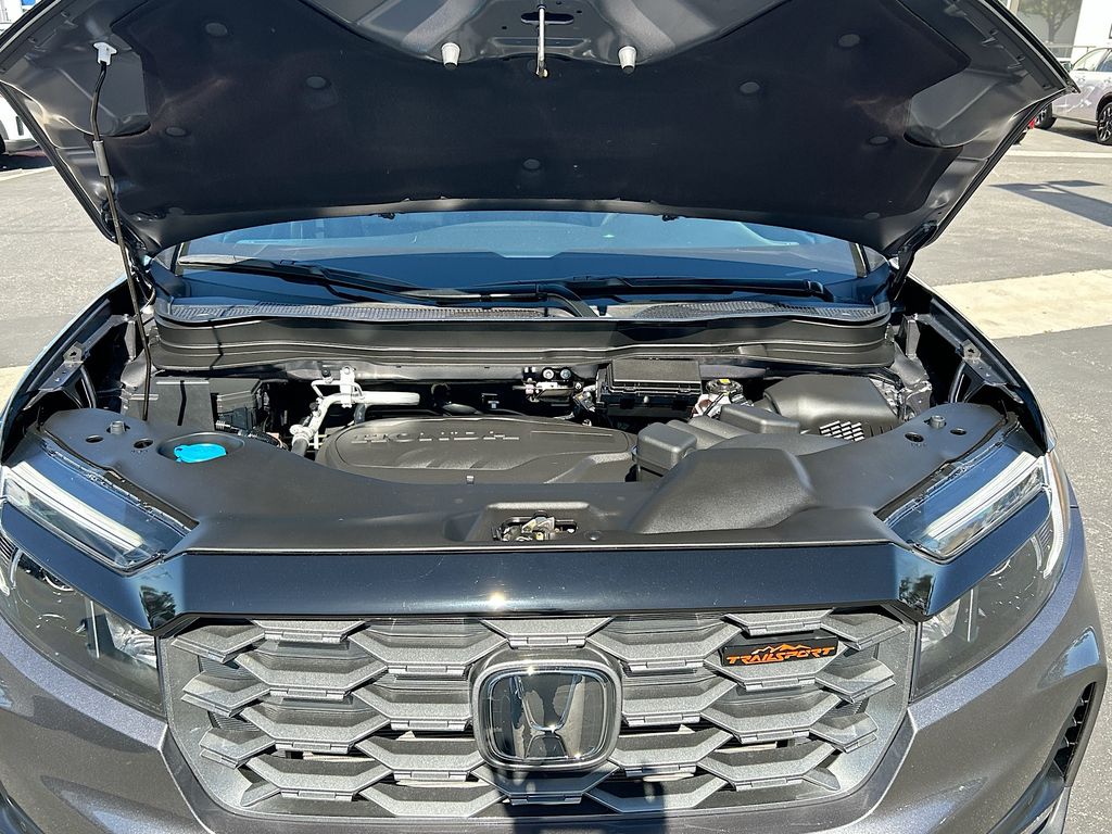 Thumbnail: 2025 Honda Ridgeline - 31