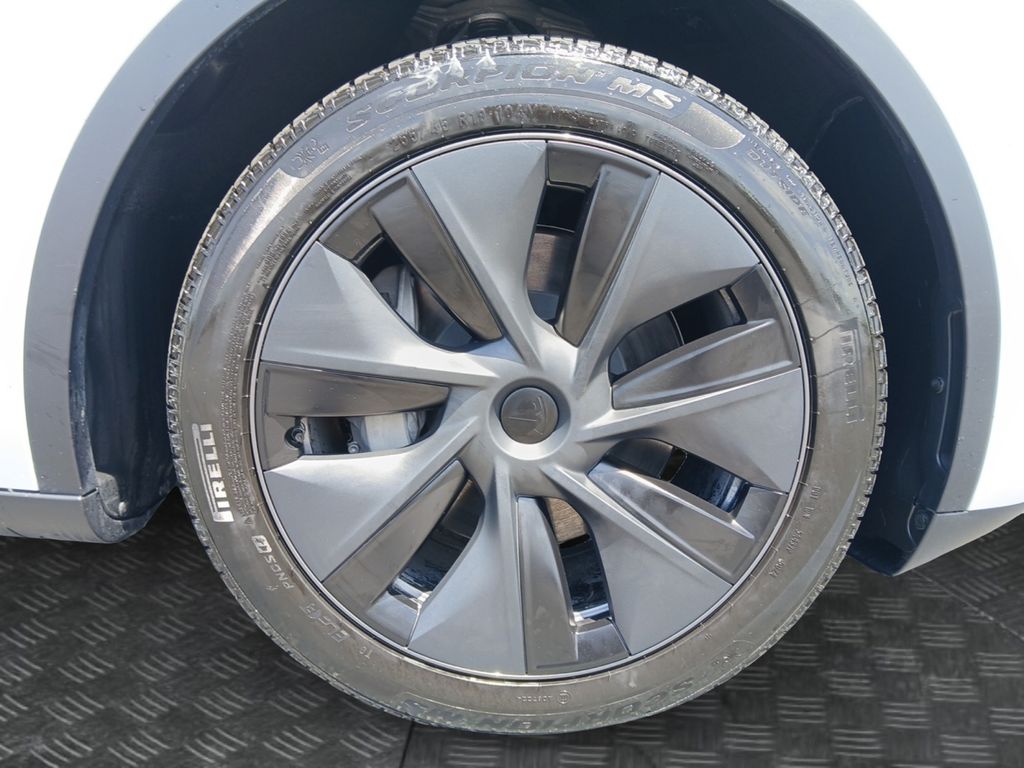 Used Car 2025 Tesla Model Y  Long Range For Sale Under $40,000 In Austin, Texas