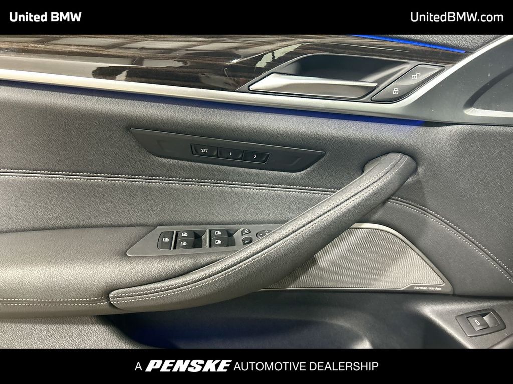 2023 BMW 5 Series 530i 11