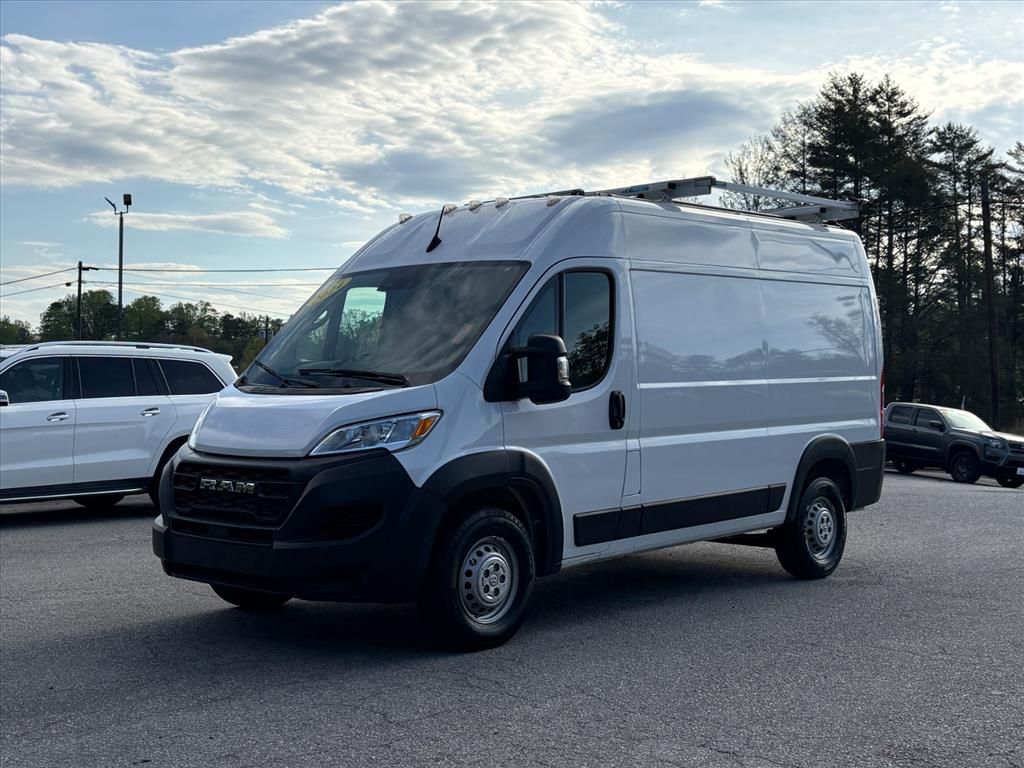 Bright White Clearcoat 2024 RAM ProMaster Van 9-Speed Automatic