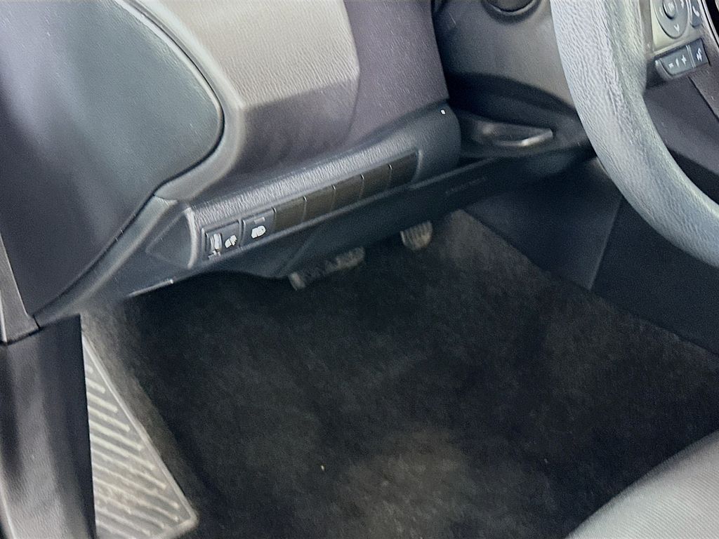 Thumbnail: 2024 Toyota Corolla - 10