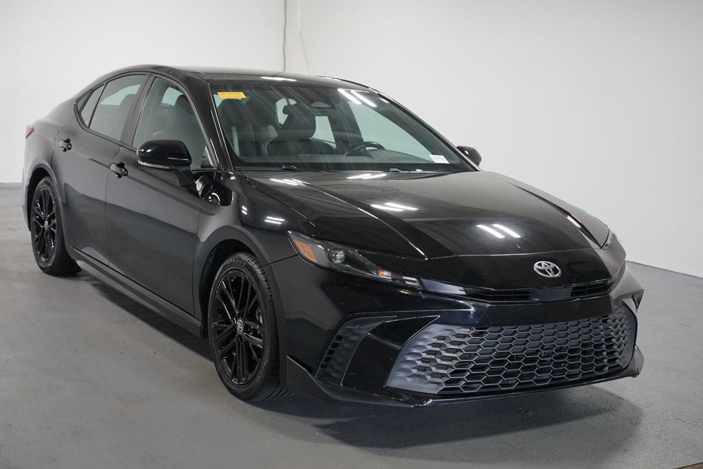 Thumbnail: 2025 Toyota Camry - 3