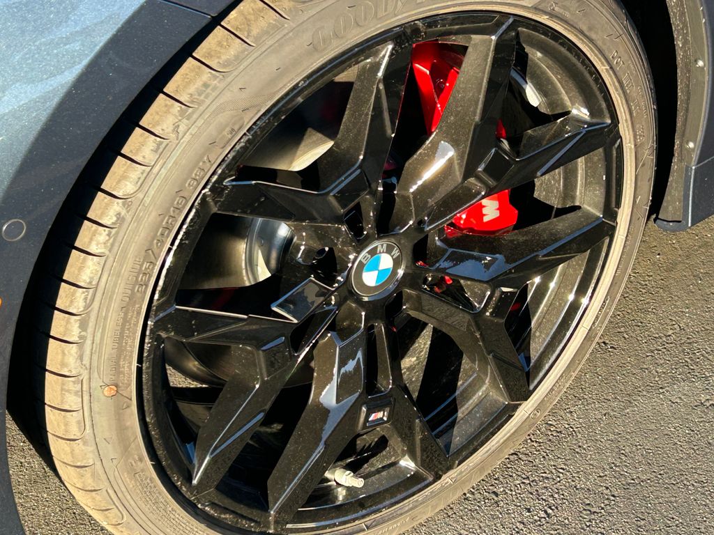 Thumbnail: 2026 BMW 3 Series - 3