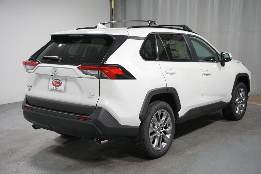 Thumbnail: 2025 Toyota RAV4 - 8