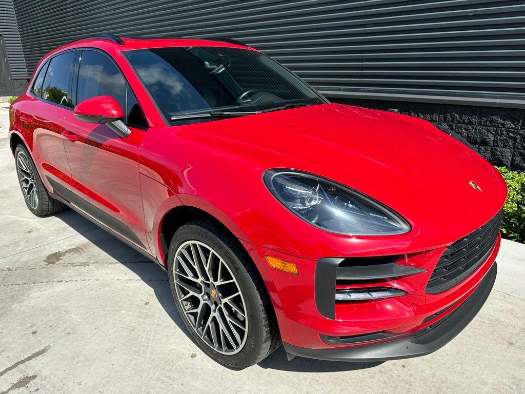 Thumbnail: 2020 Porsche Macan - 10