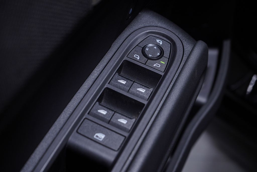 Thumbnail: 2025 MINI Cooper Countryman - 17