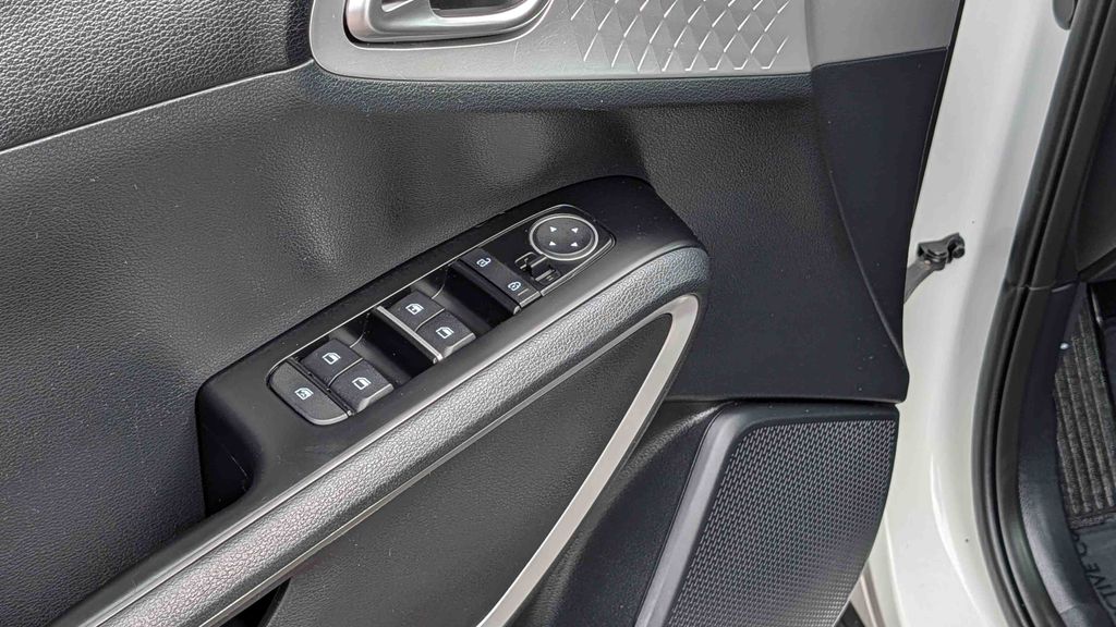 Used 2023 Kia Soul LX 4D Hatchback