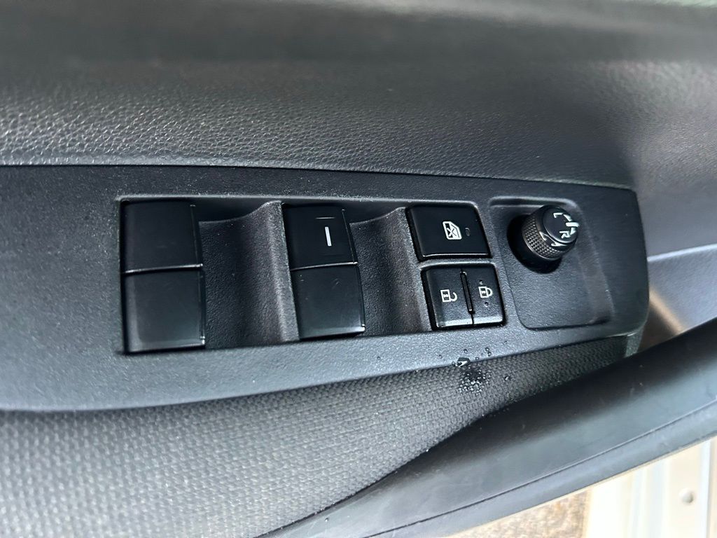 Thumbnail: 2023 Toyota Corolla - 16