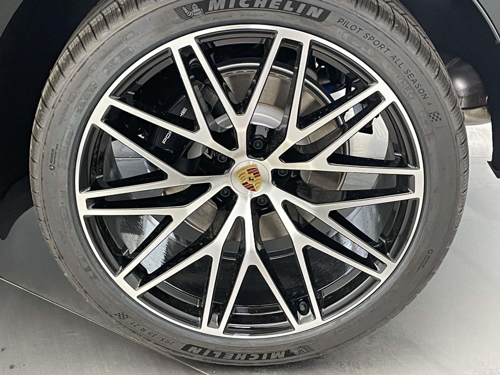 2026 Porsche Macan  Black at Audi Porsche Sewickley