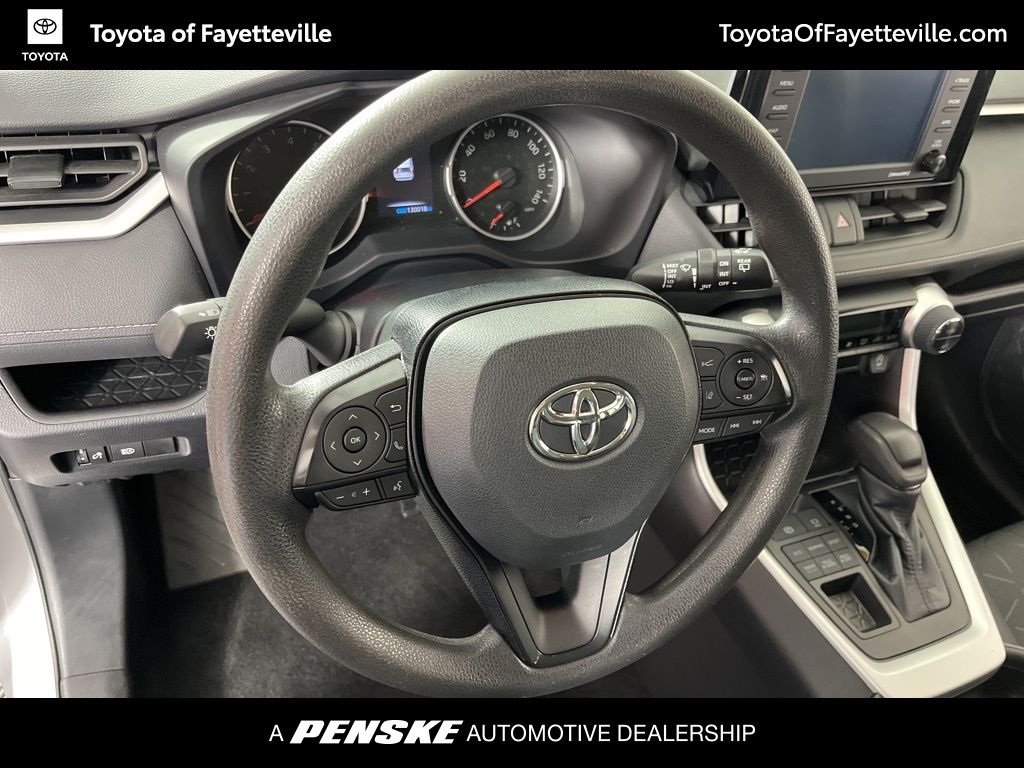 2021 Toyota RAV4 XLE 27
