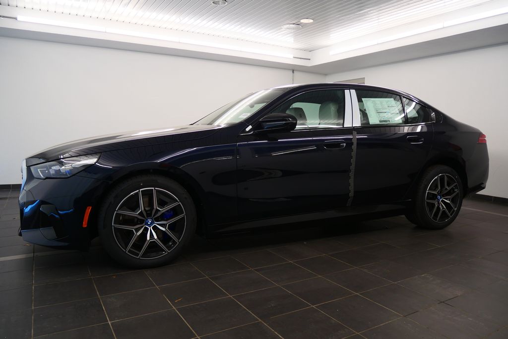 2024 BMW i5 M60 2