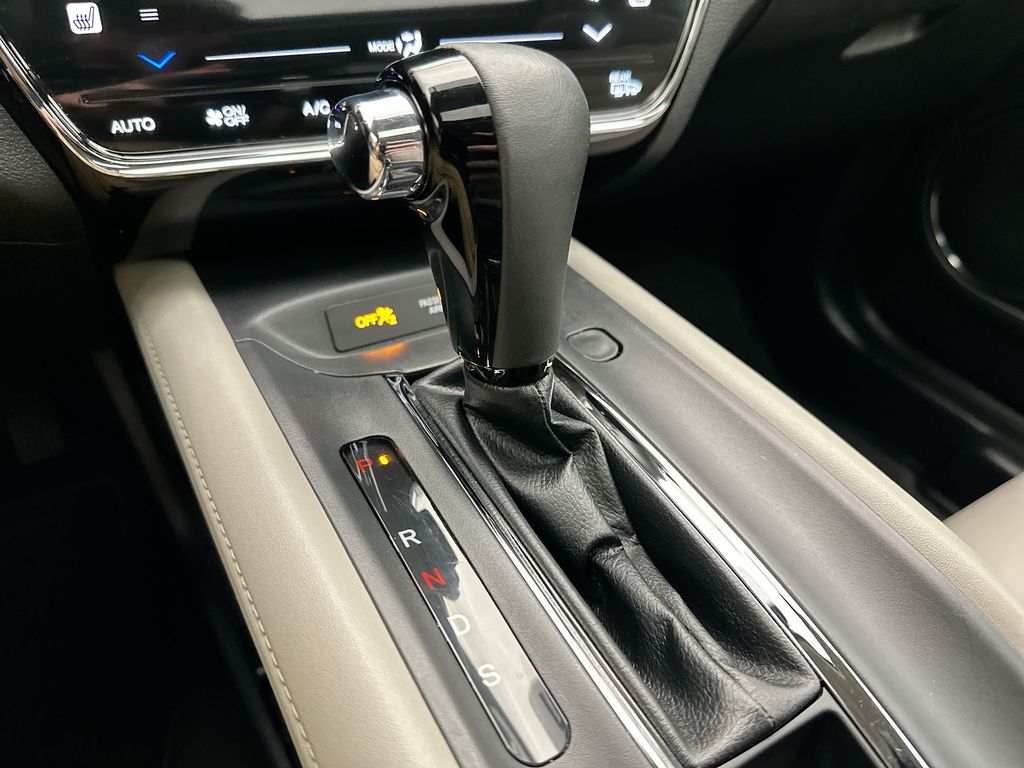 Thumbnail: 2018 Honda HR-V - 12