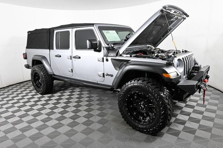 2020 Jeep Gladiator Sport 27