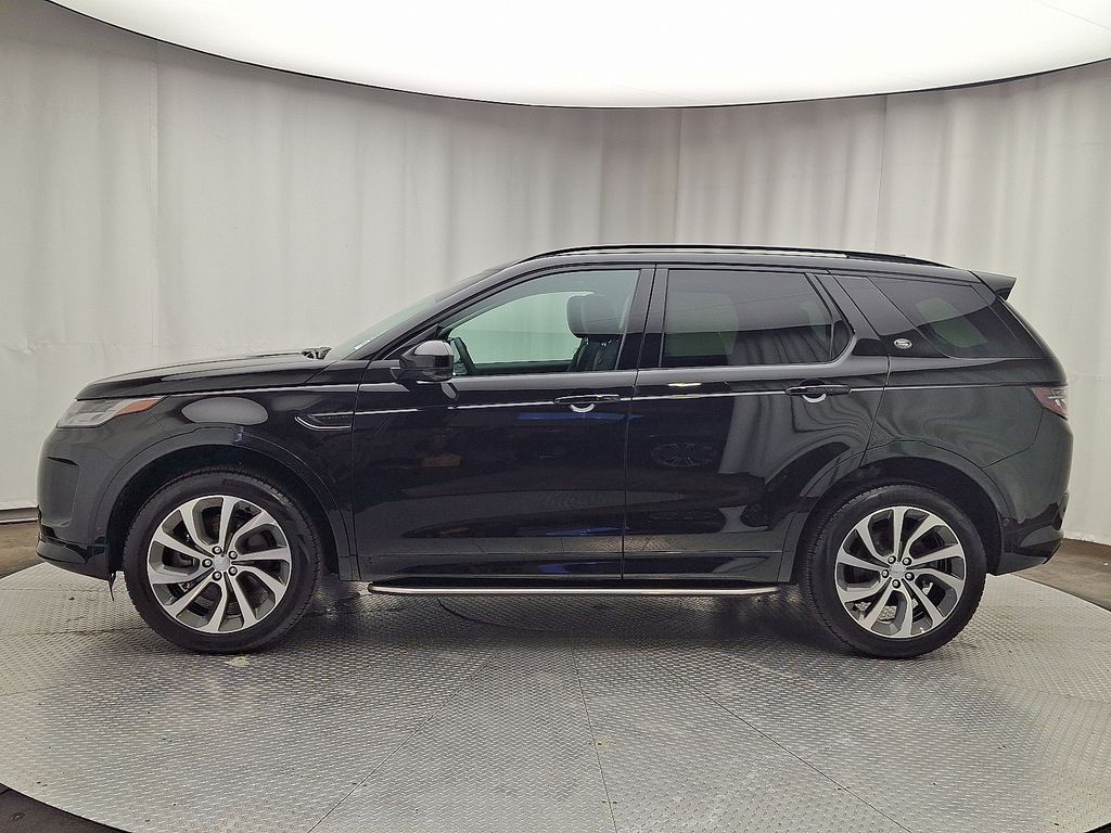 Thumbnail: 2025 Land Rover Discovery Sport - 7