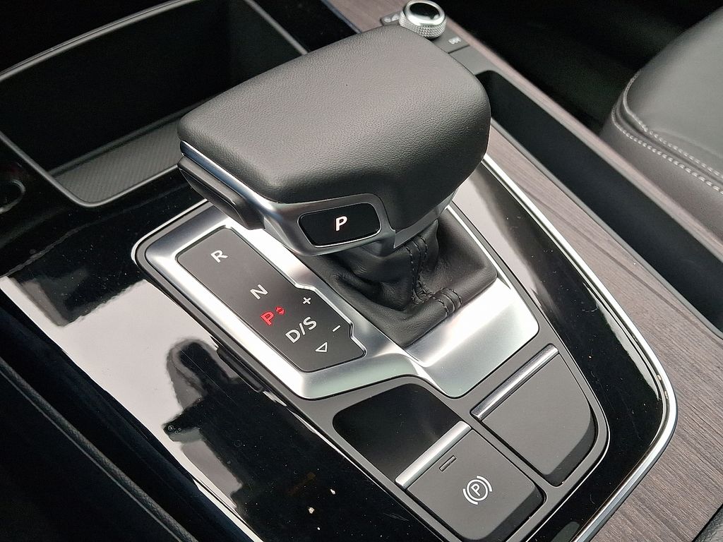 Thumbnail: 2024 Audi Q5 - 15