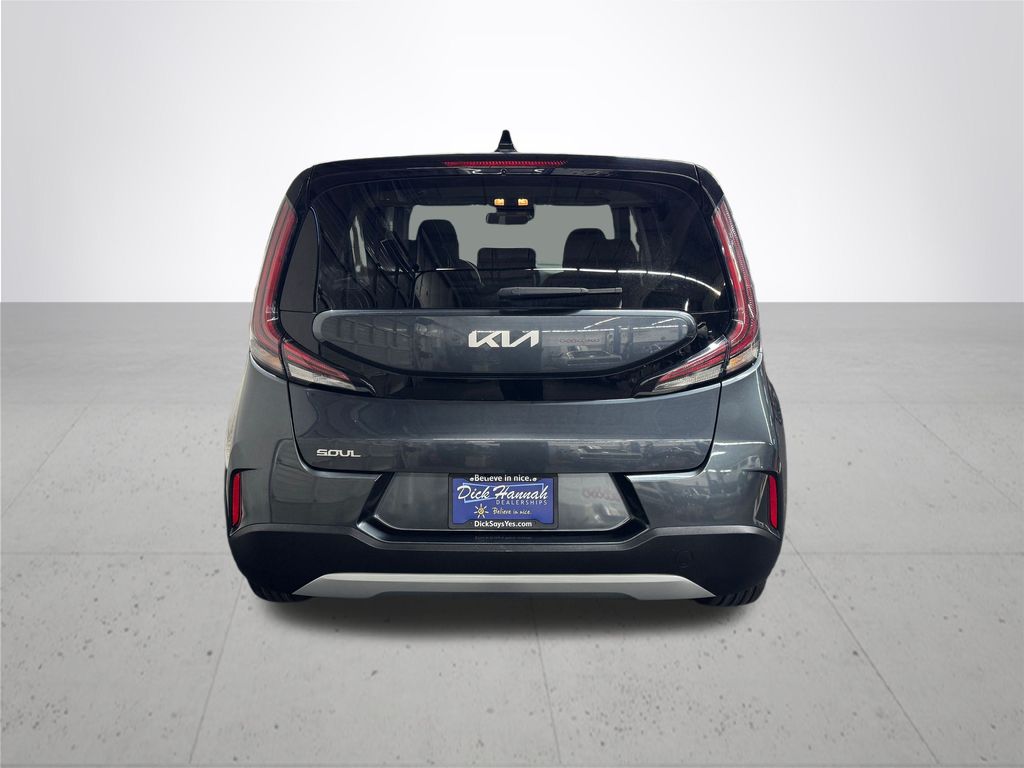 2024 Kia Soul LX