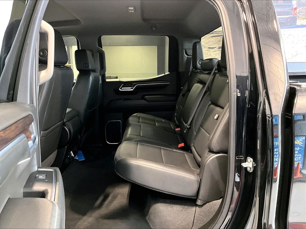 2024 GMC Sierra 1500 — photo 16