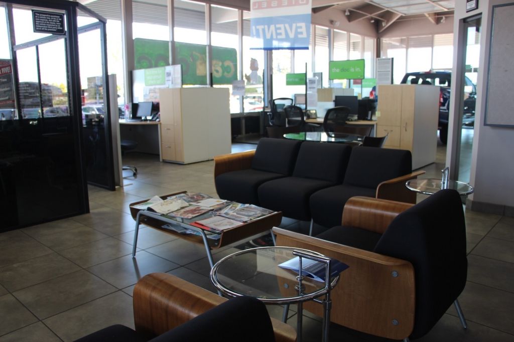 Used 2023 Black Ford Rattler image 14