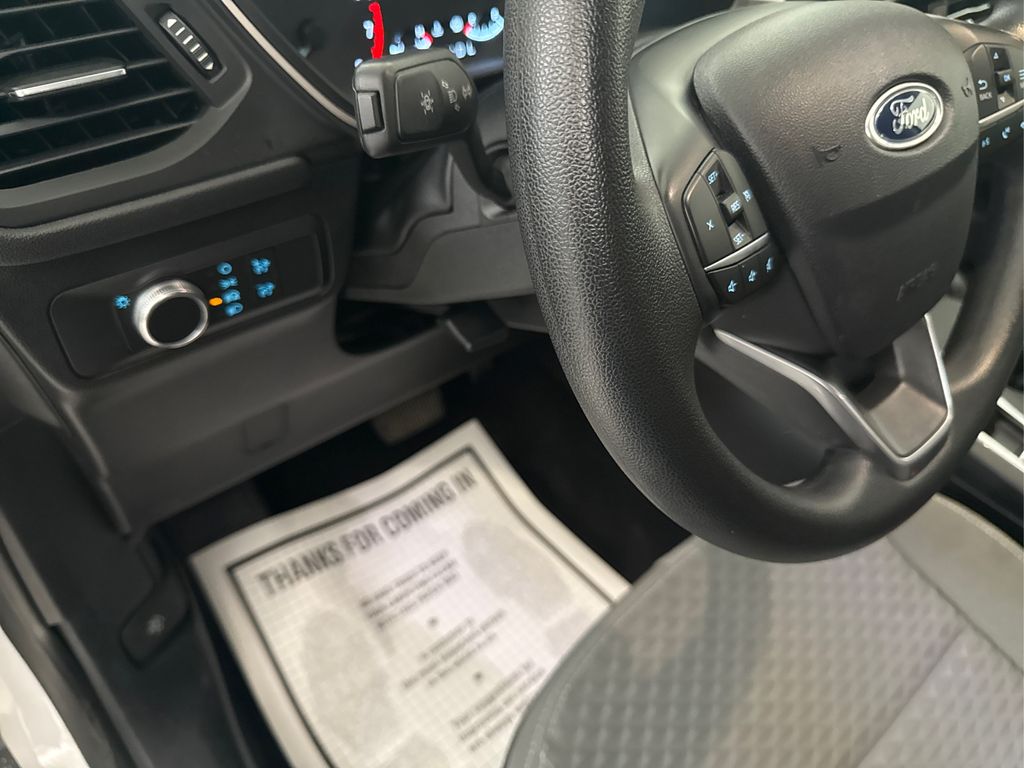 2022 Ford Escape SE - Photo 24