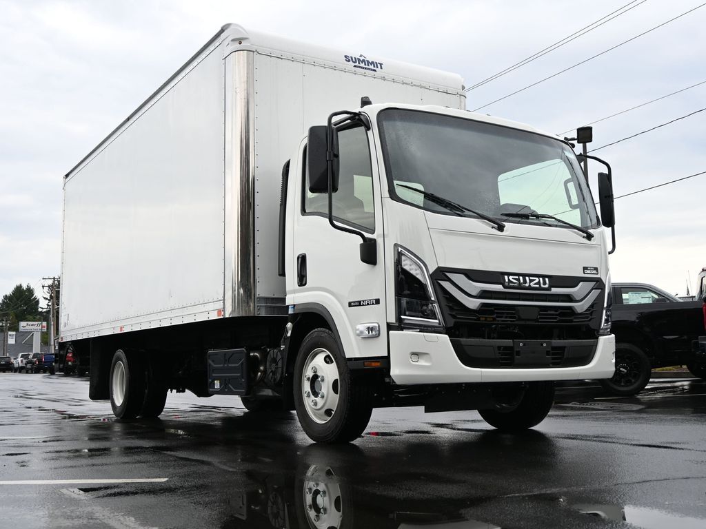 2025 Isuzu NRR 