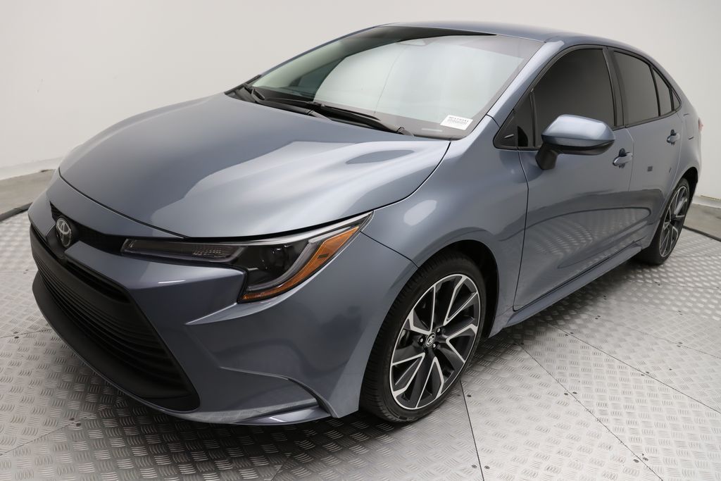 2024 Toyota Corolla LE 2