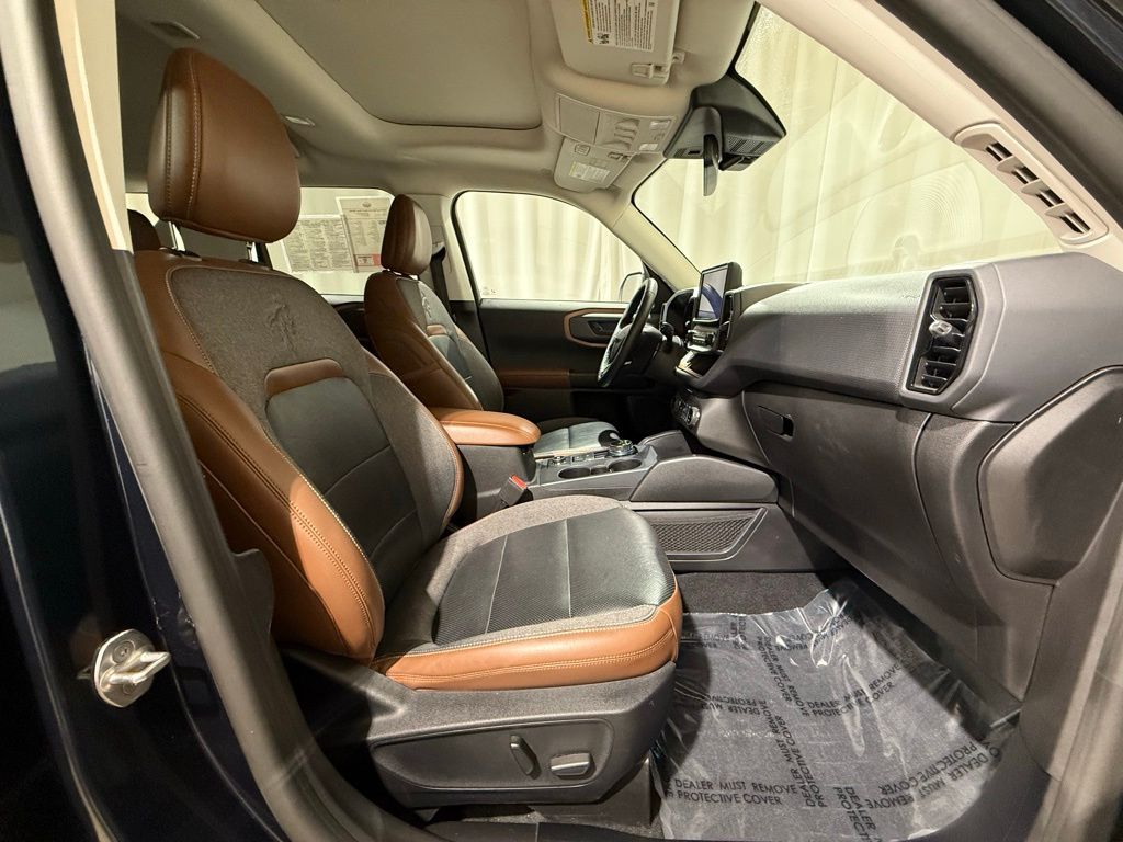 Thumbnail: 2022 Ford Bronco Sport - 23