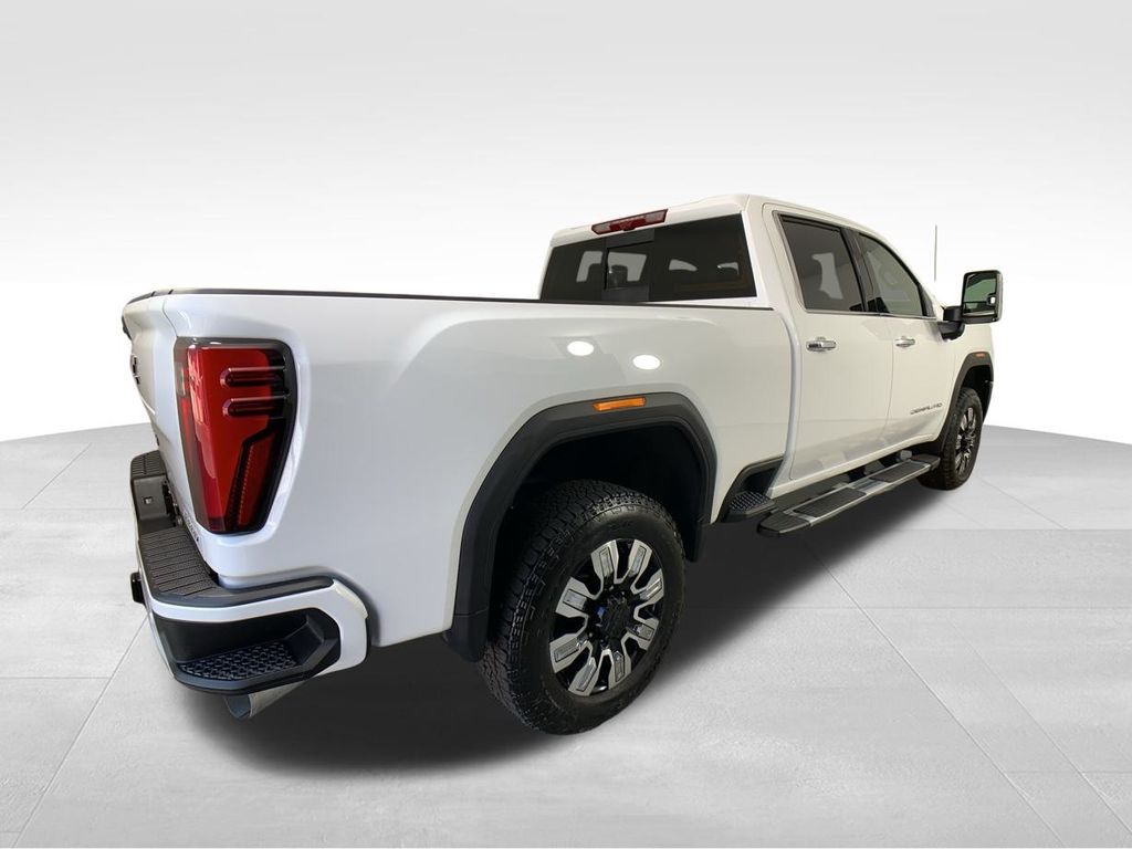 2025 GMC Sierra 2500HD Denali 7