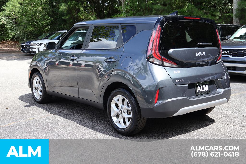 Used 2025 Gray Kia LX image 8