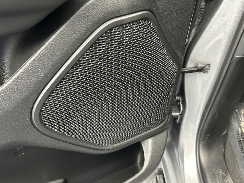 New 2026 Granite Crystal Metallic Clearcoat Ram Tungsten image 13