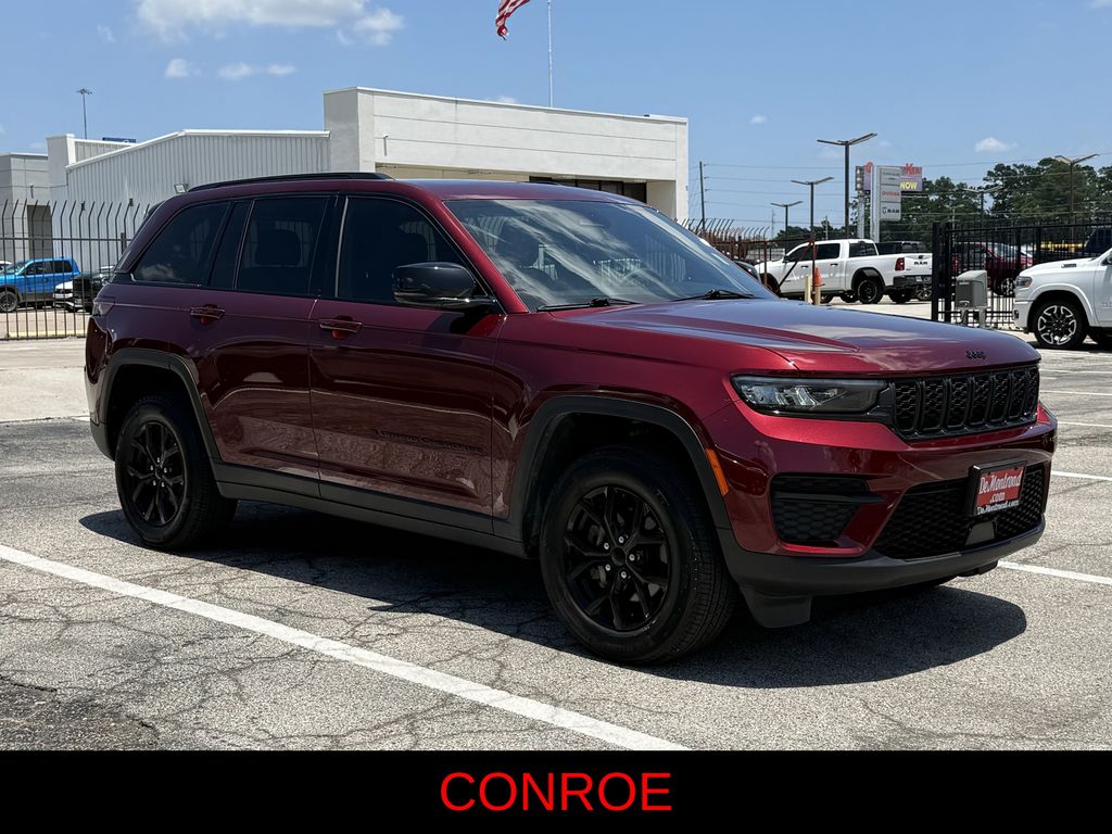 2025 Jeep Grand Cherokee Altitude X Red at Central Houston Nissan