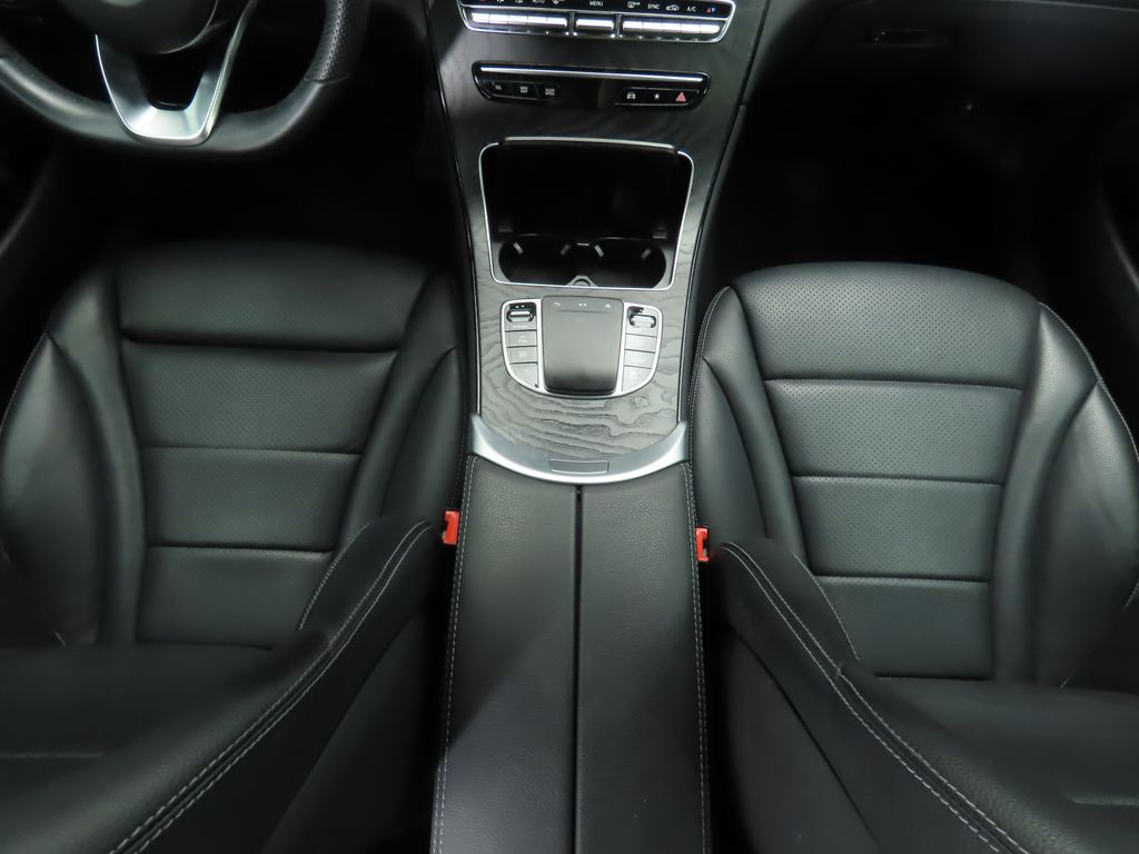 2022 Mercedes-Benz GLC 300 16