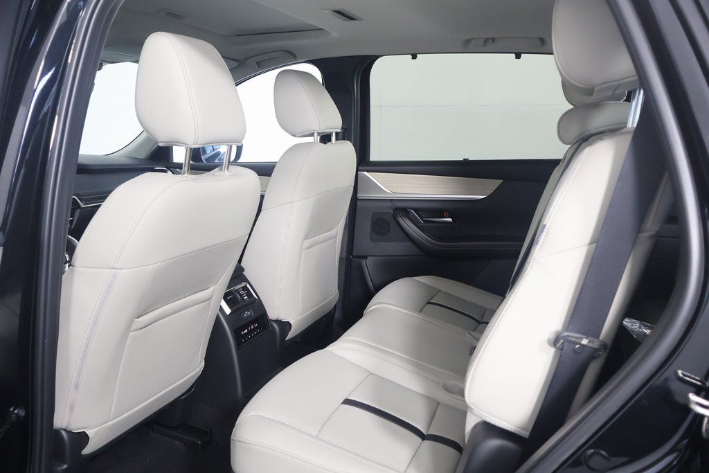 Thumbnail: 2025 Mazda CX-90 - 6