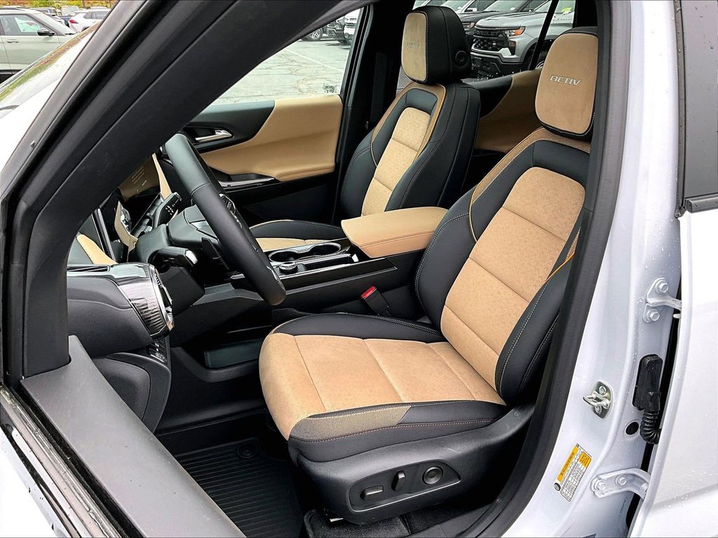 2026 Chevrolet Equinox — photo 11