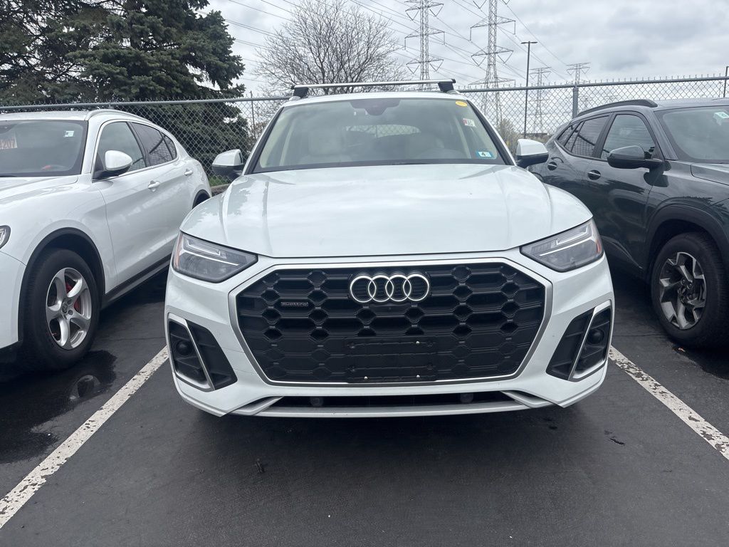 Glacier White 2022 Audi Q5 quattro Premium Plus S Line 45 TFSI SUV / Crossover All-Wheel Drive 7-Speed Automatic