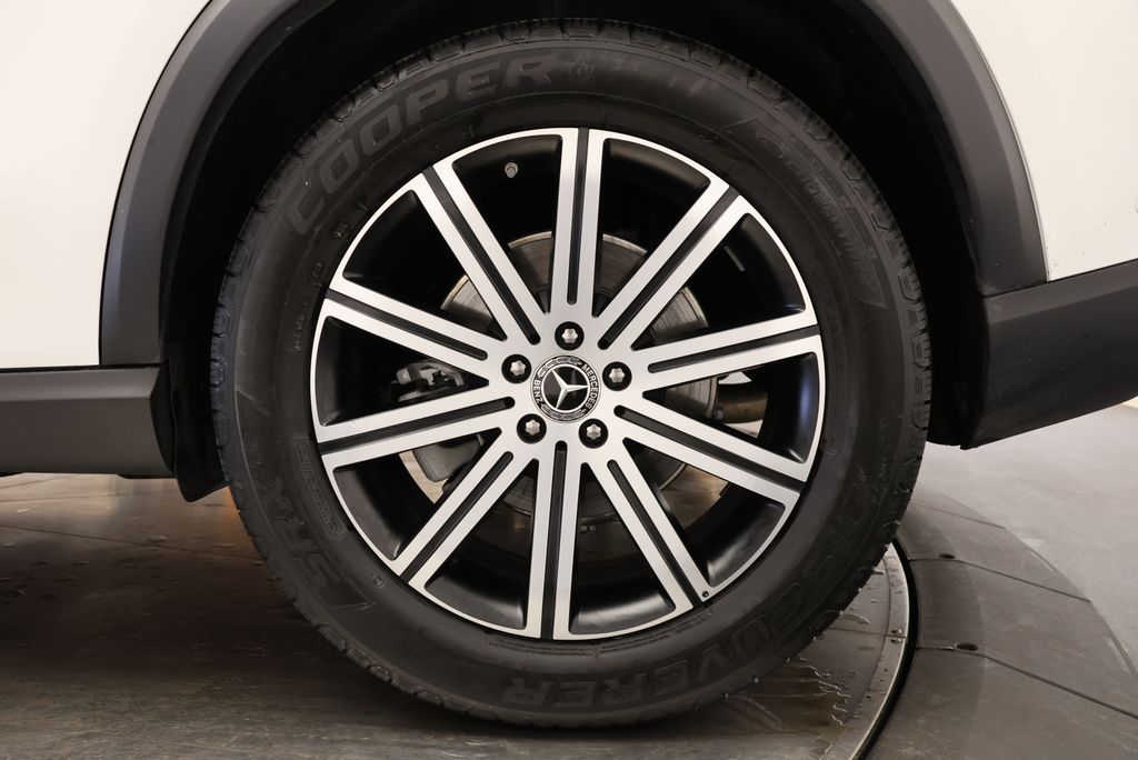 Thumbnail: 2026 Mercedes-Benz GLE - 12