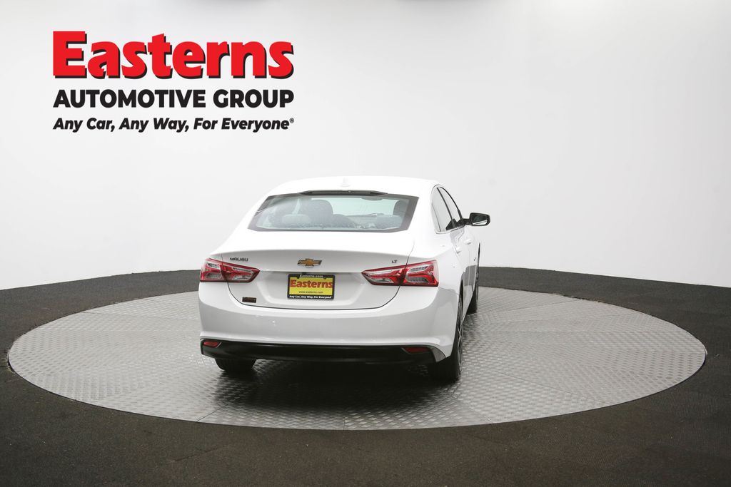 Used 2022 White Chevrolet LT image 35