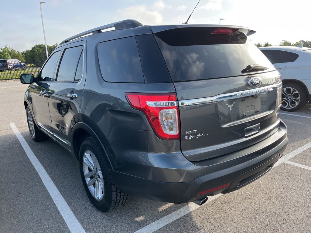 Thumbnail: 2015 Ford Explorer - 4