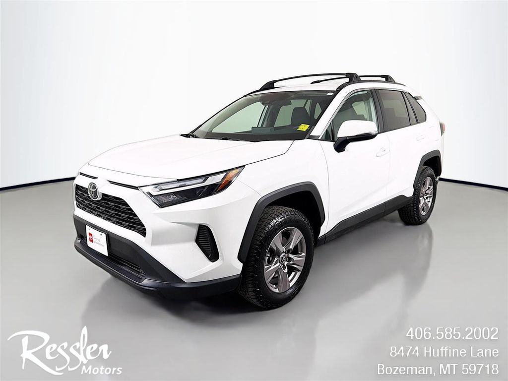 2023 Toyota RAV4 XLE