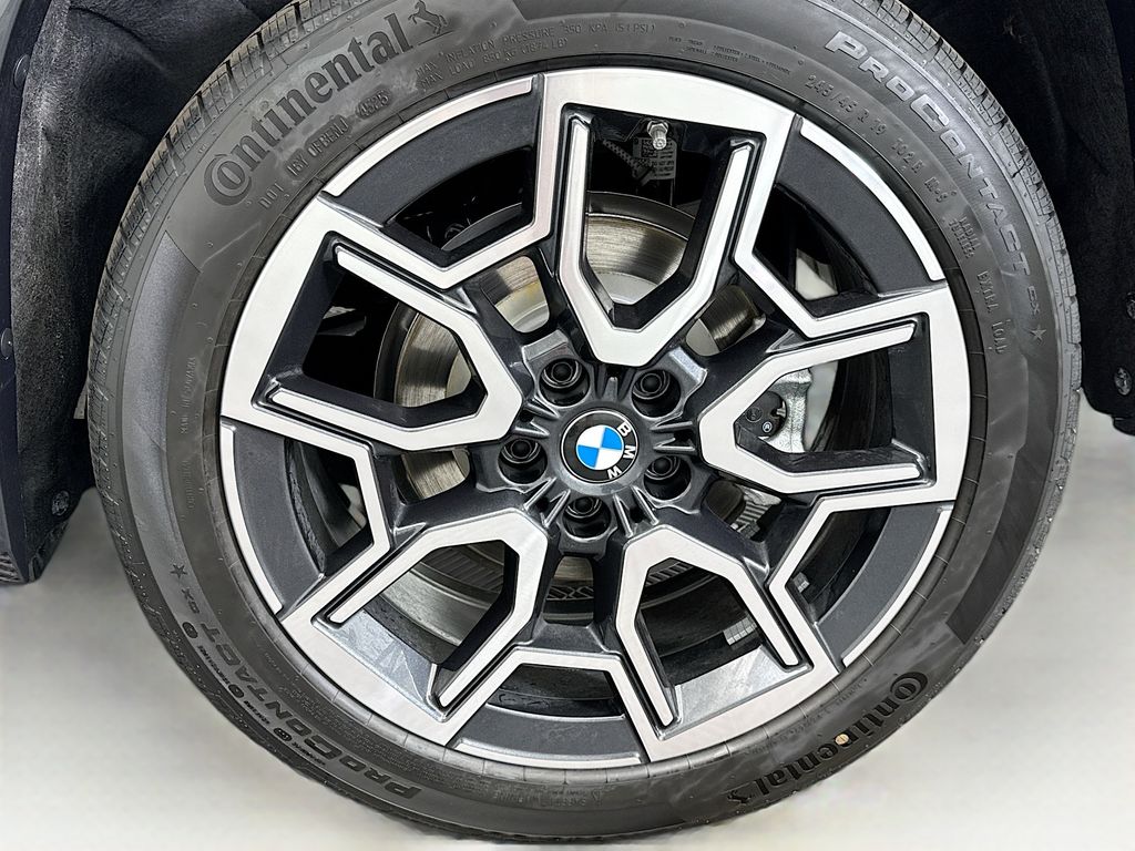 Thumbnail: 2026 BMW X1 - 30