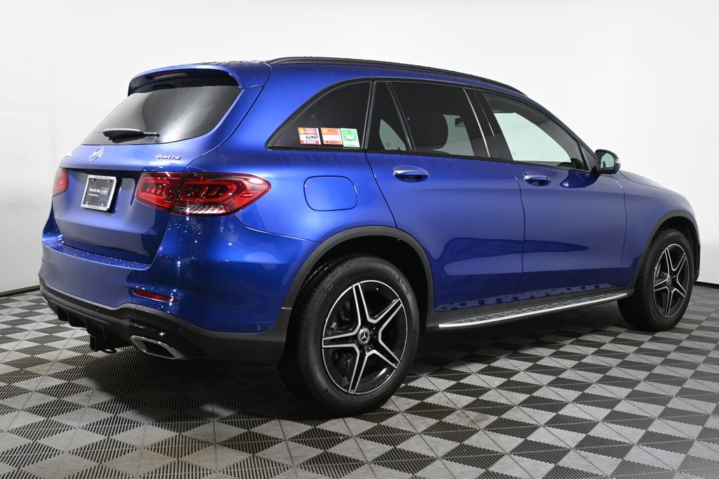Thumbnail: 2022 Mercedes-Benz GLC - 10
