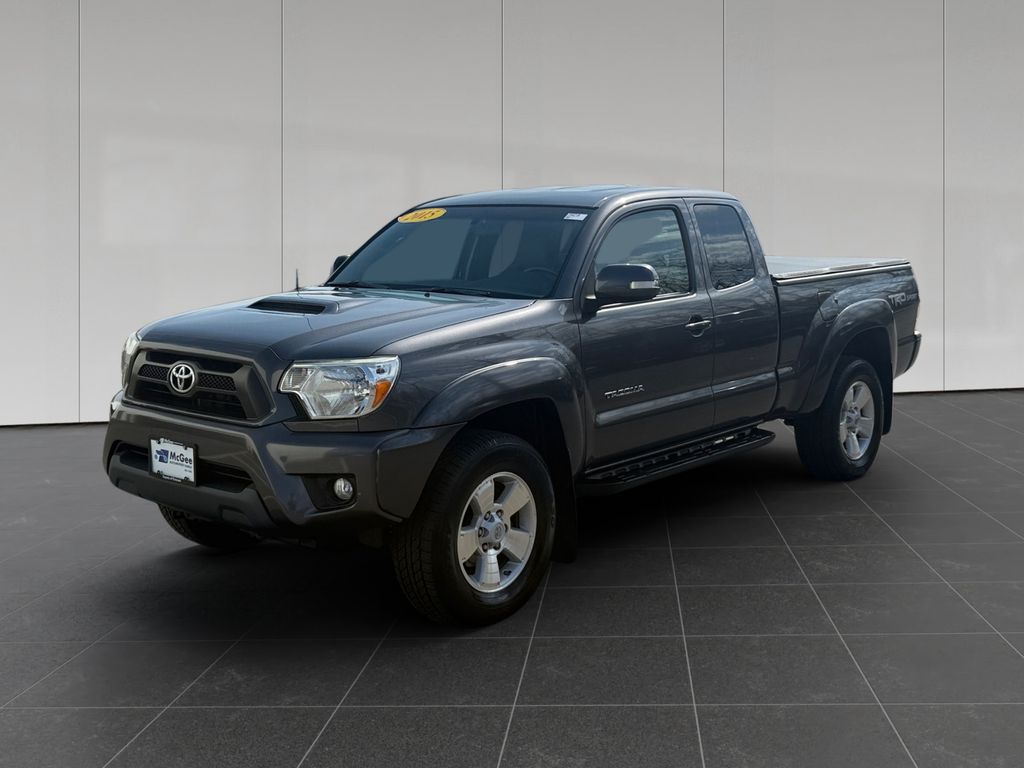 Magnetic Gray Metallic 2015 Toyota Tacoma Access Cab V6 TRD Pro 4WD Pickup Truck Four-Wheel Drive 5-Speed Automatic