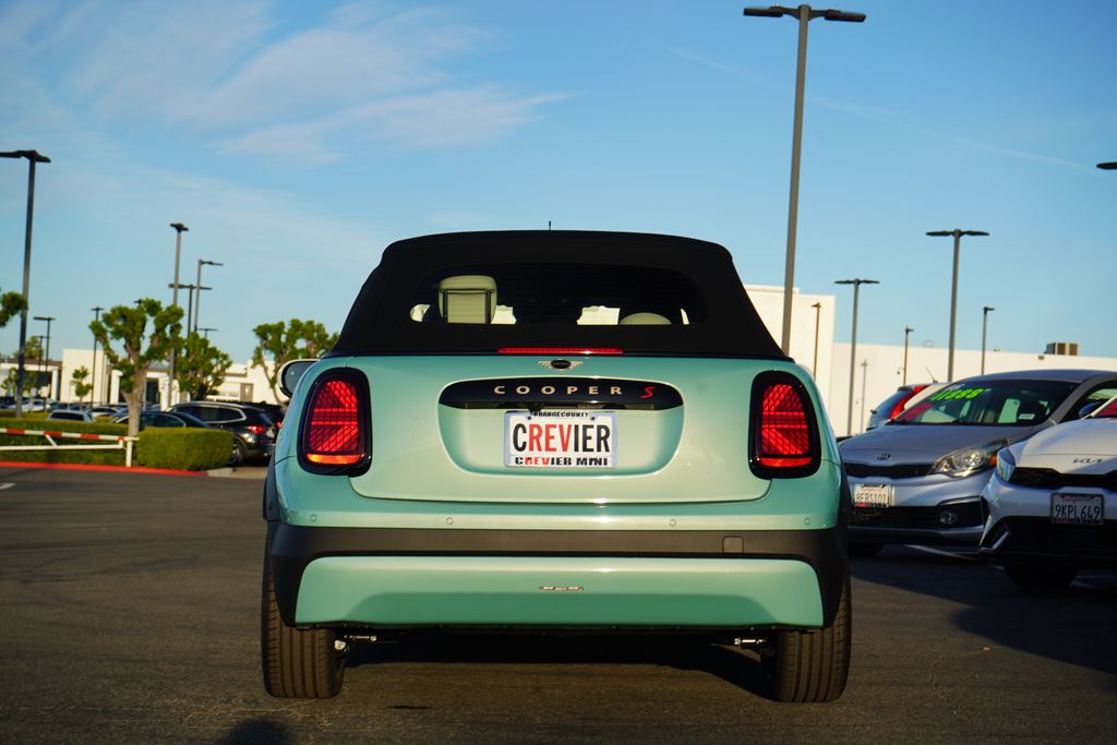 Thumbnail: 2026 MINI Cooper - 4