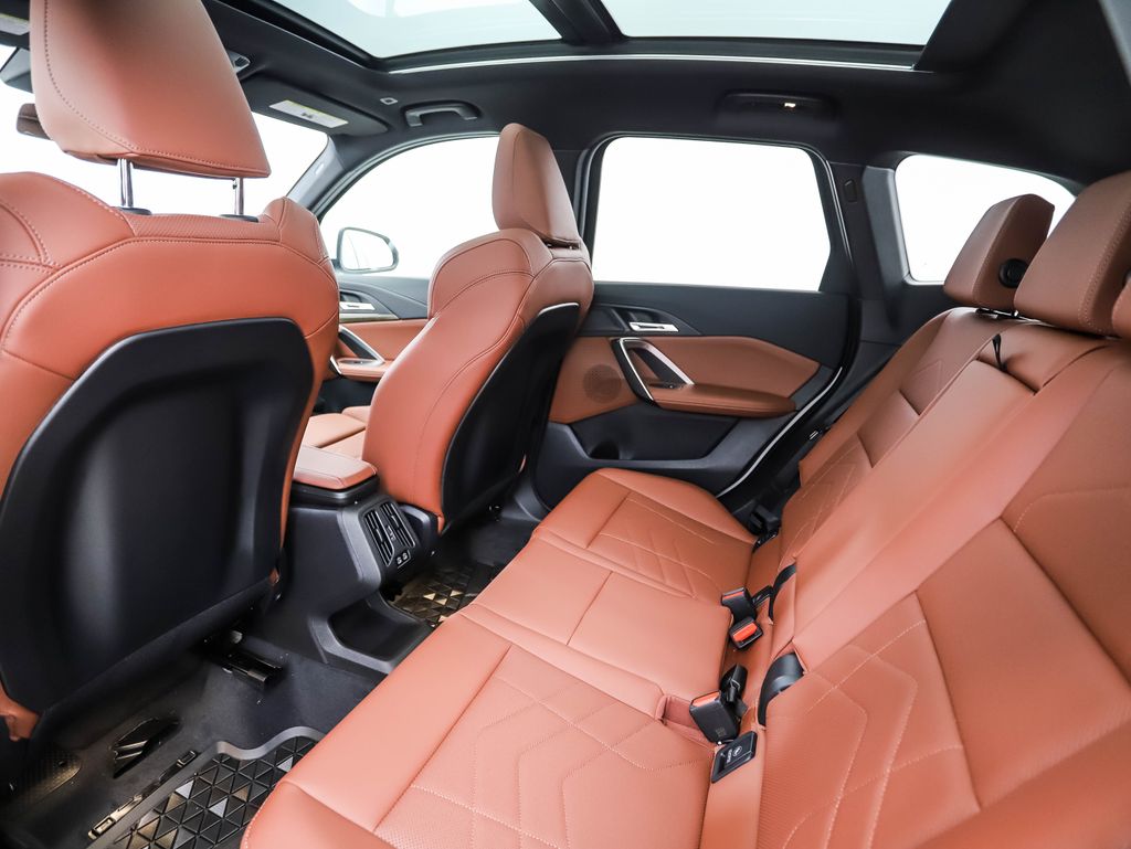 Thumbnail: 2026 BMW X1 - 22