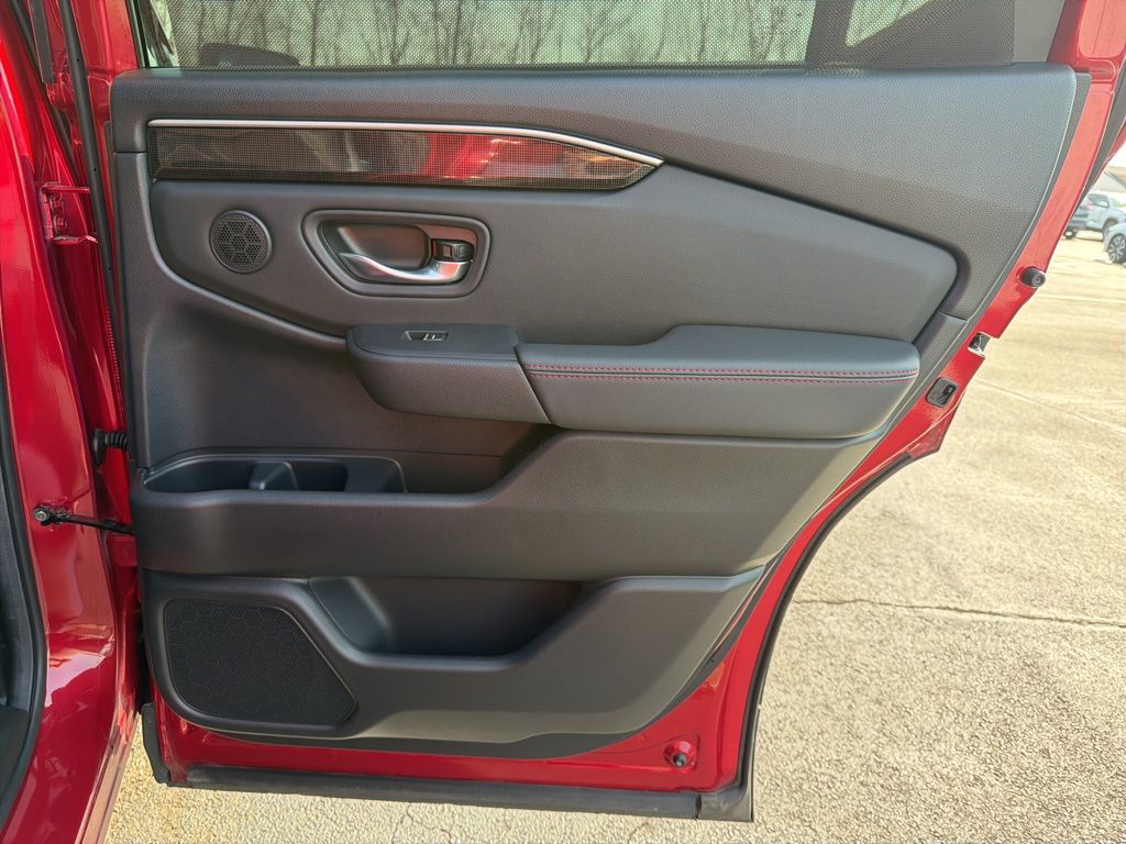 Thumbnail: 2025 Honda Pilot - 24