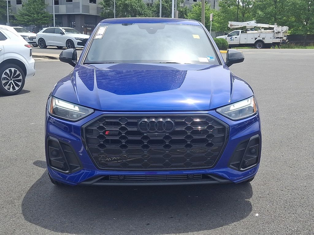 Thumbnail: 2023 Audi SQ5 - 2